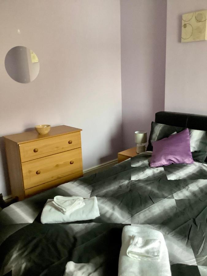 Heddfan Bed & Breakfast Llanboidy Exterior photo