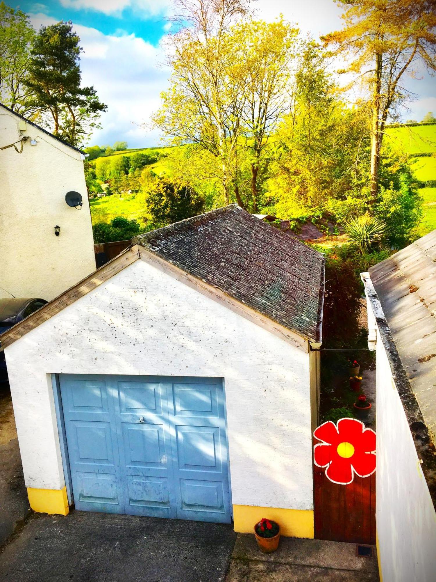 Heddfan Bed & Breakfast Llanboidy Exterior photo
